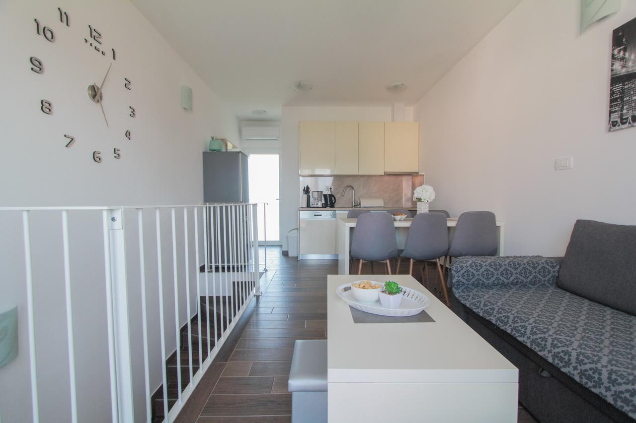 Apartment Iva Trogir Eksteriør bilde